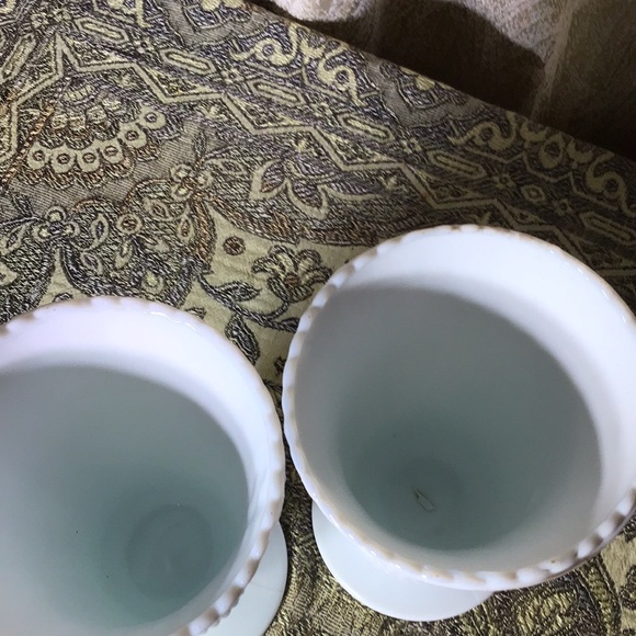 Milk Glass Vase pair EO Brody USA vintage authentic MCM decor - Picture 5 of 6